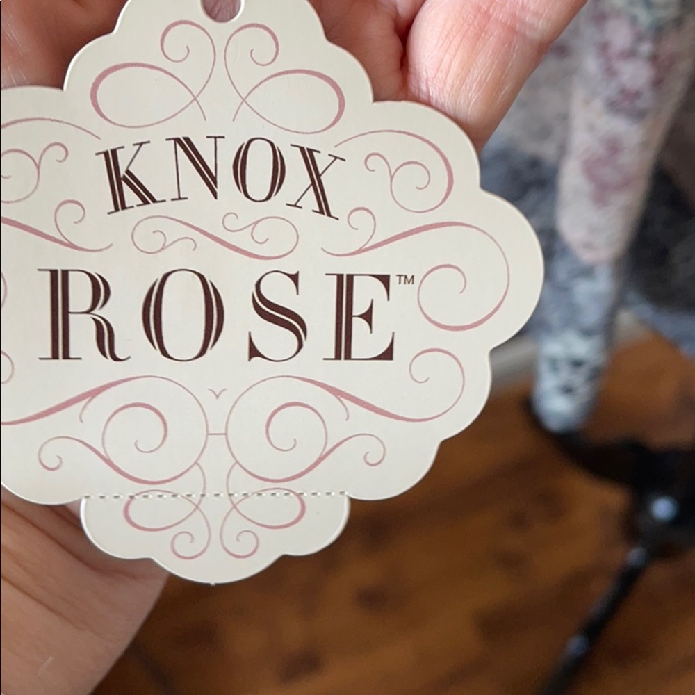 Small Size top by Knox Rose, NWT - Picture 7 of 9